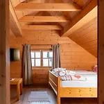 בית נופש Almhuettendorf Klippitztoerl *