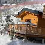 Almhuettendorf Klippitztoerl בית נופש