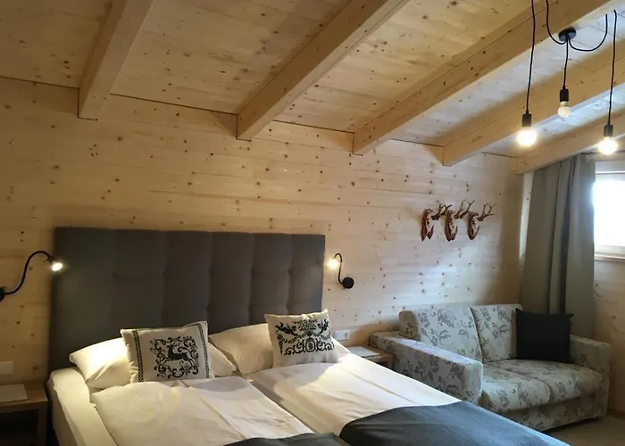 Almhuettendorf Klippitztoerl Klippitztorl